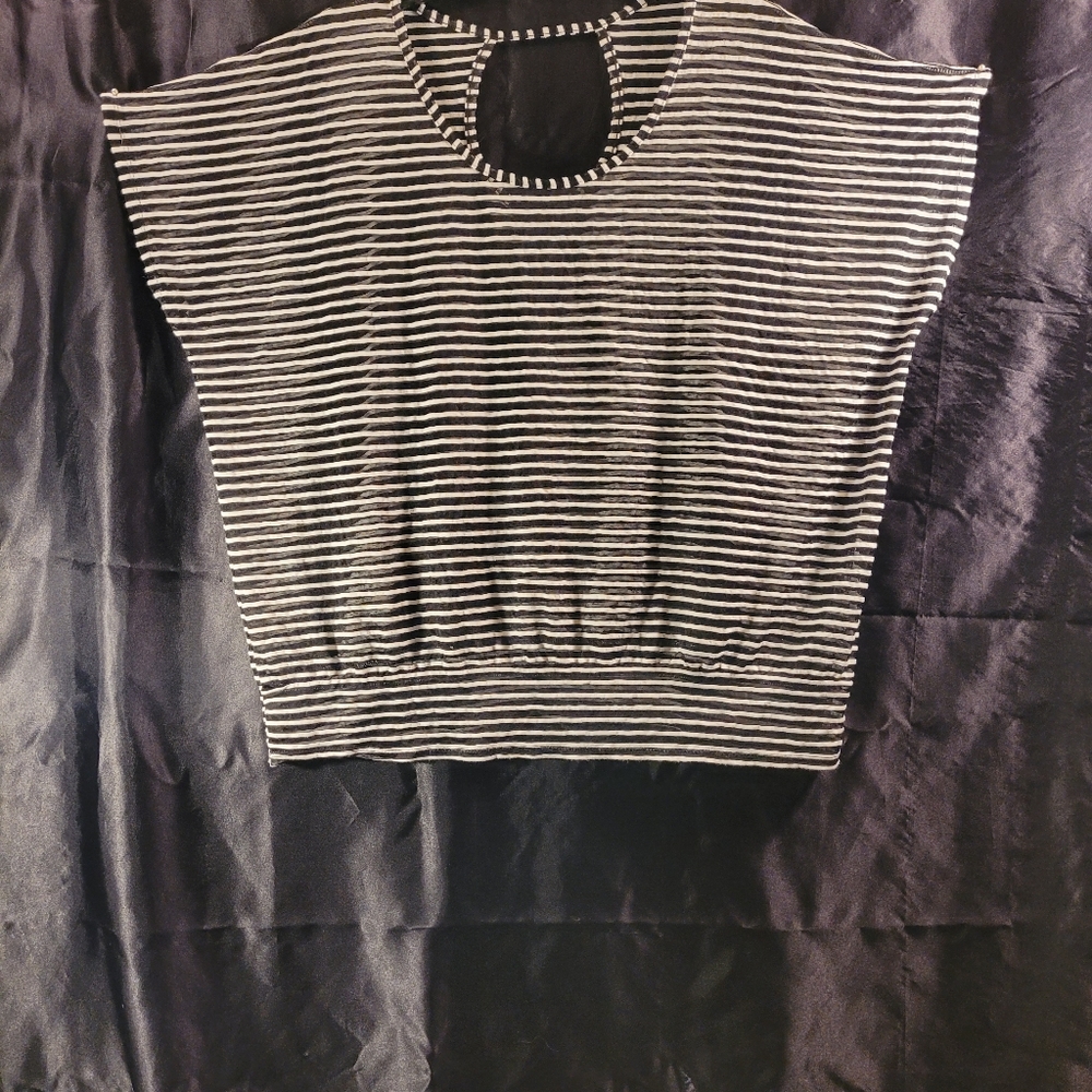 Women's Lane Bryant Top - Picture 4 of 11
